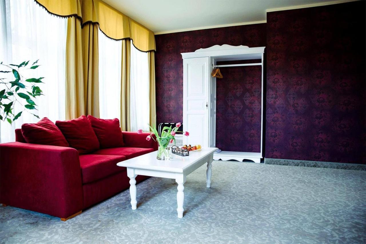 Hotel Metsis Valga Eksteriør billede