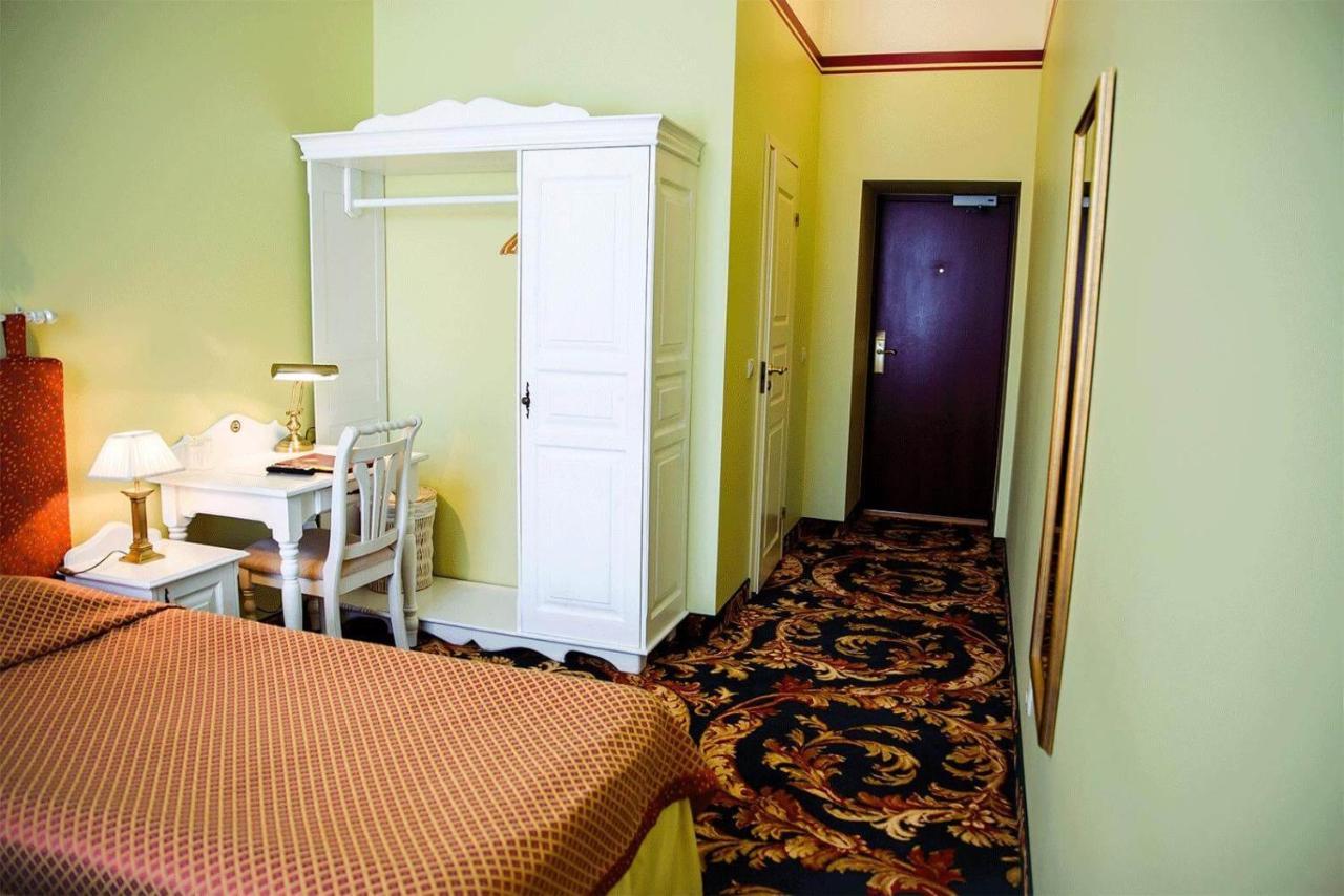 Hotel Metsis Valga Eksteriør billede